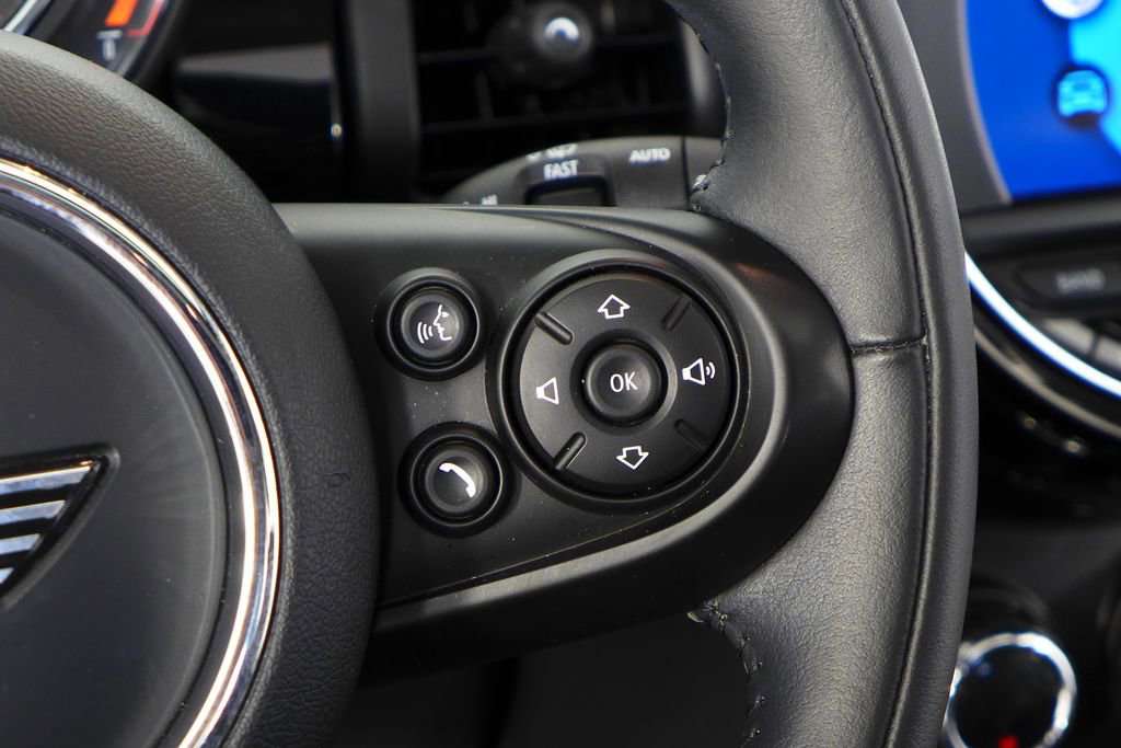 Used 2019 MINI Cooper 4-Door Hardtop image 29