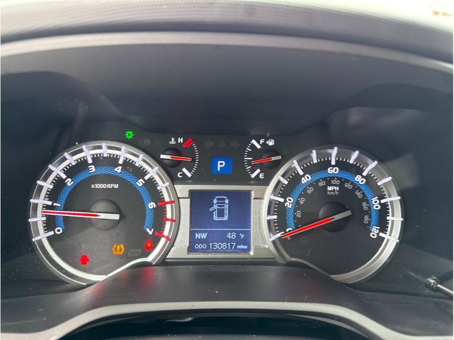 Used 2016 Toyota 4Runner Limited AWD/4WD image 33