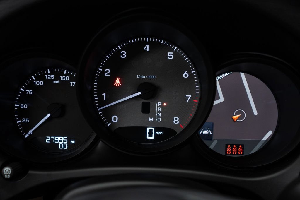 Used 2023 Porsche Macan S AWD/4WD image 20