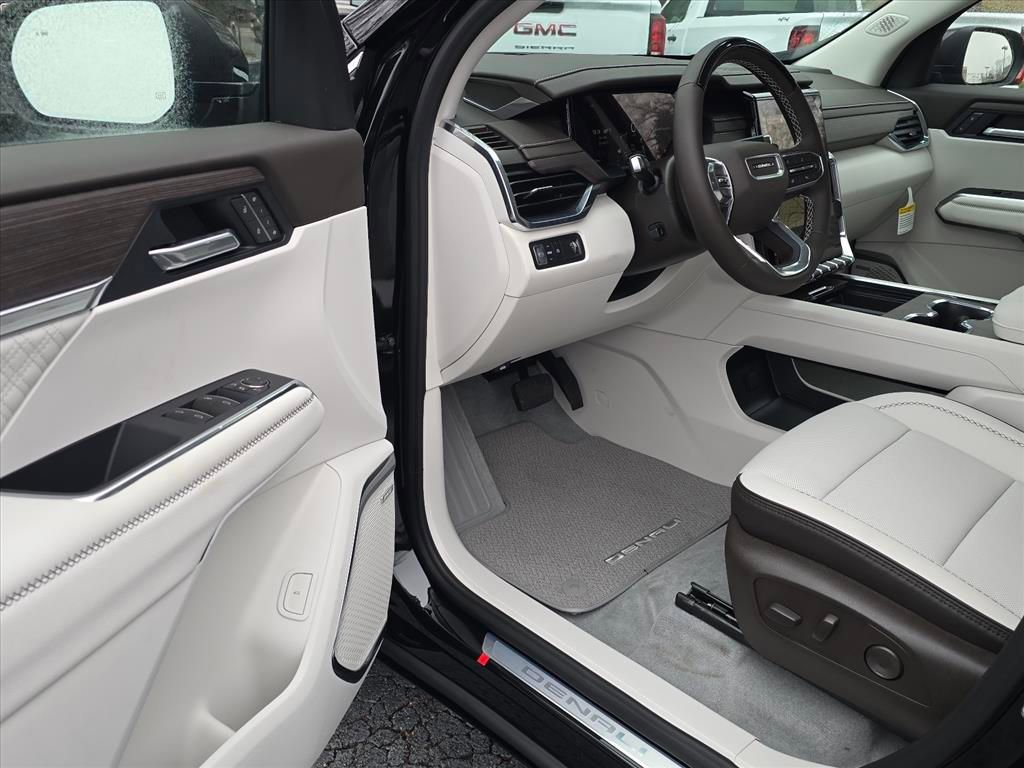 New 2026 GMC Acadia Denali w/ Super Cruise Package image 4