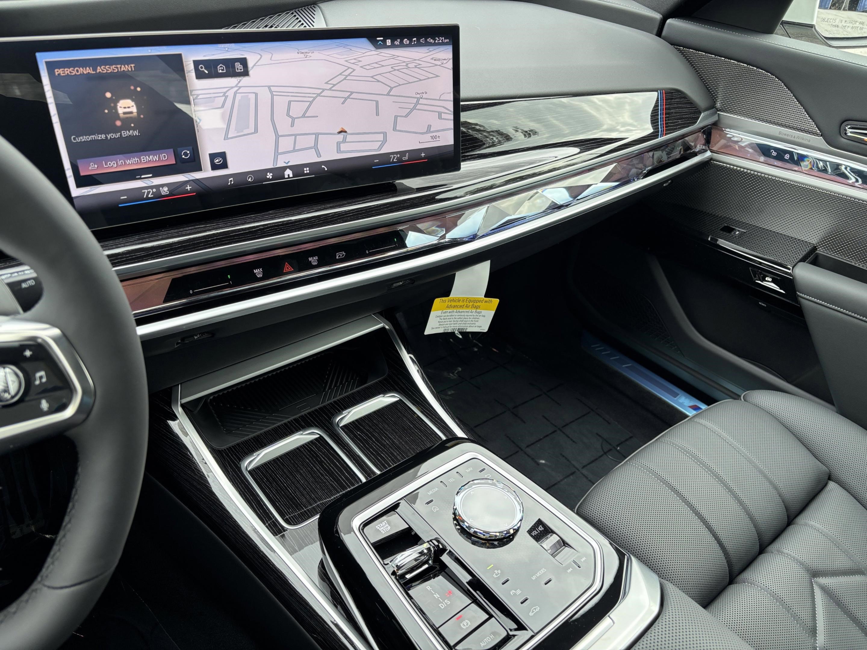 Used 2026 BMW 740i RWD image 31