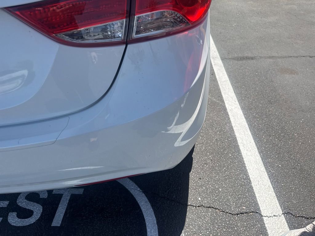Used 2013 Hyundai Elantra GLS w/ Preferred Pkg FWD image 7