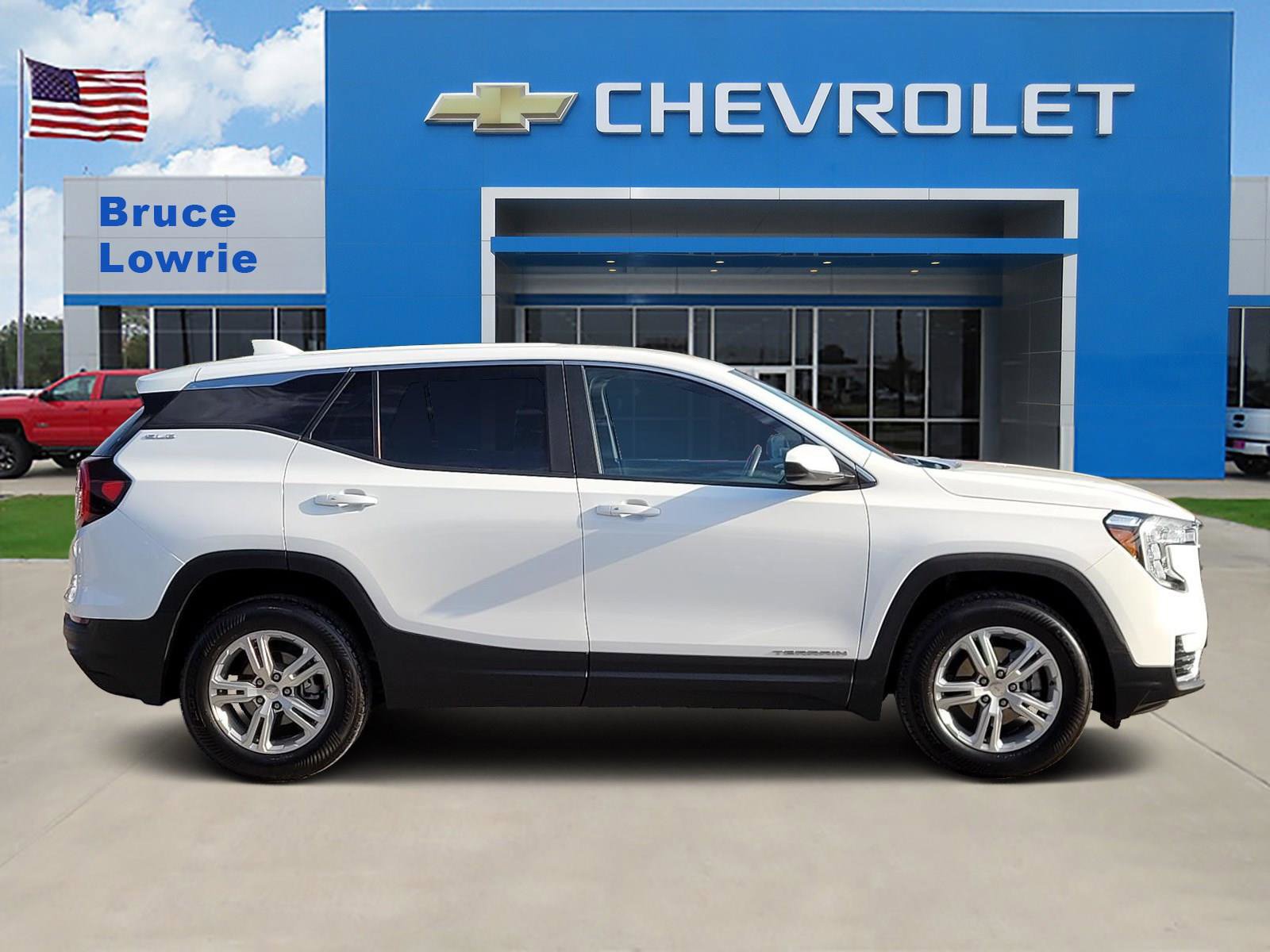 Used 2024 GMC Terrain SLE AWD/4WD image 6