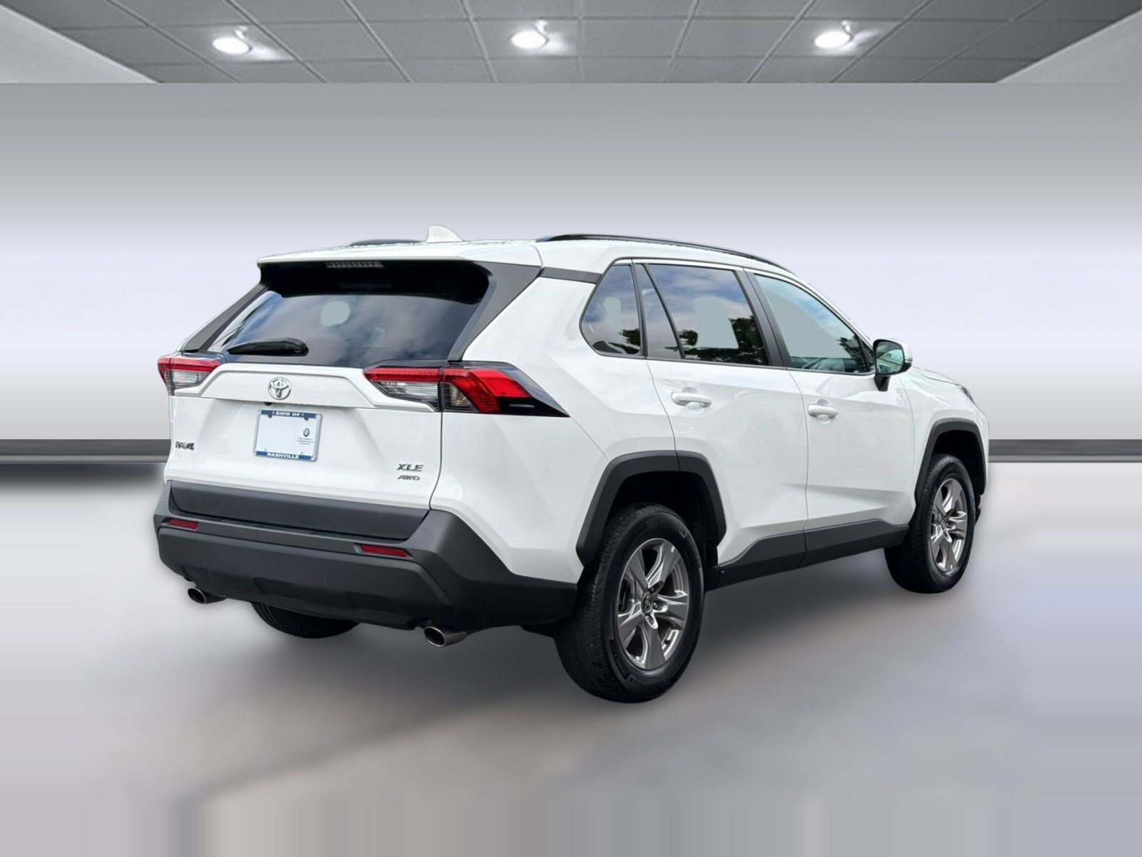 Used 2024 Toyota RAV4 XLE w/ Weather Package AWD/4WD image 9