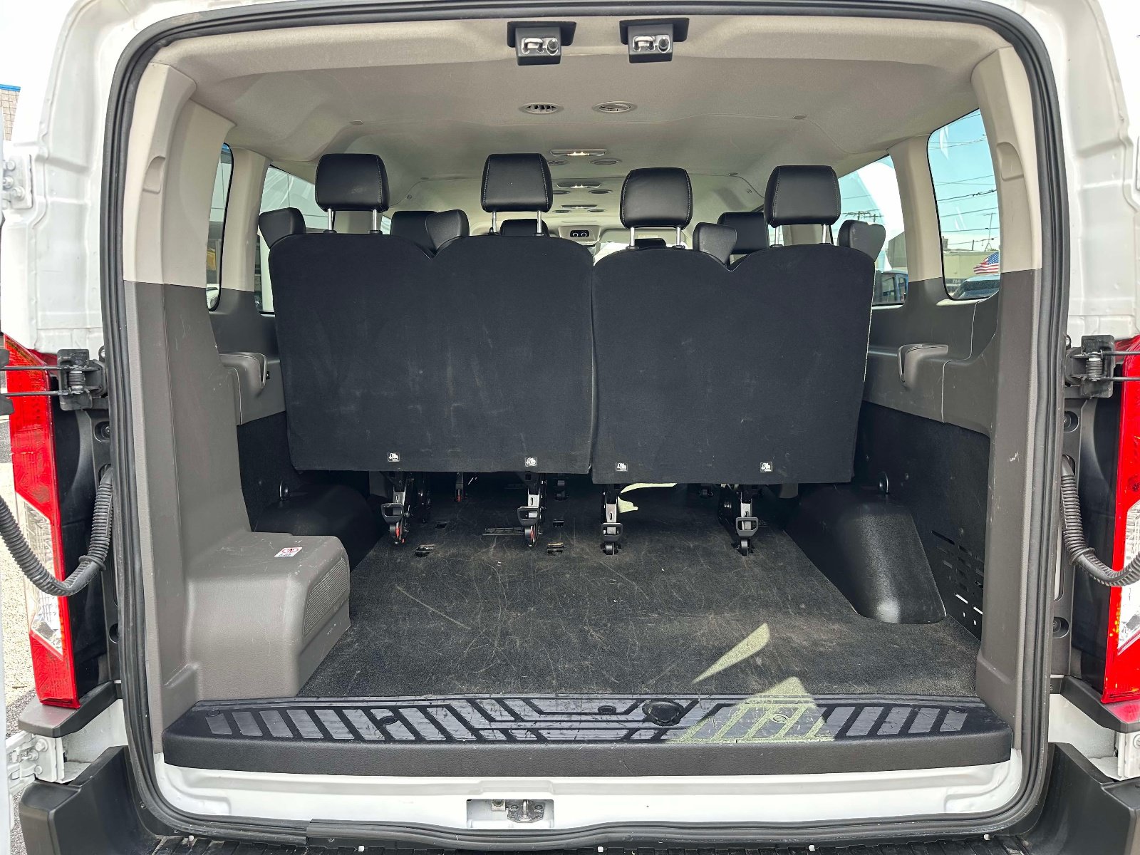 Used 2024 Ford Transit 350 XL RWD image 33