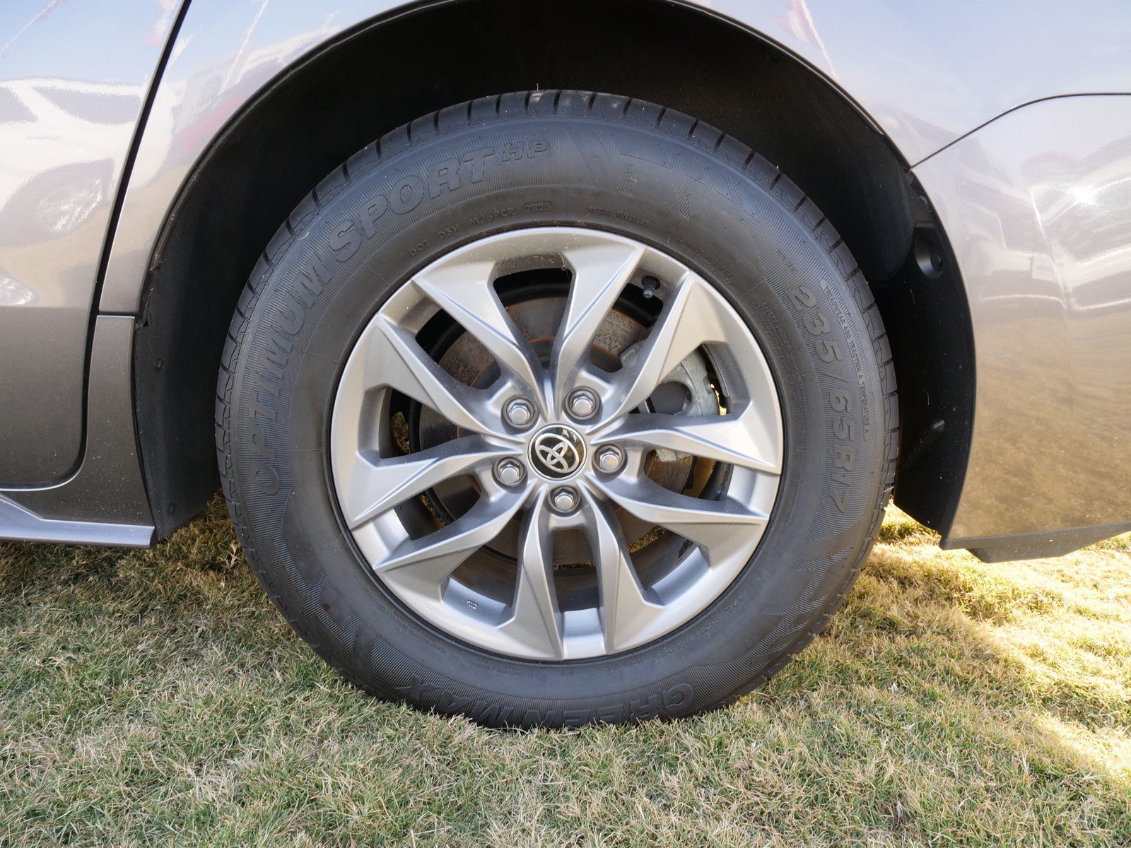 Used 2021 Toyota Sienna XLE FWD image 11
