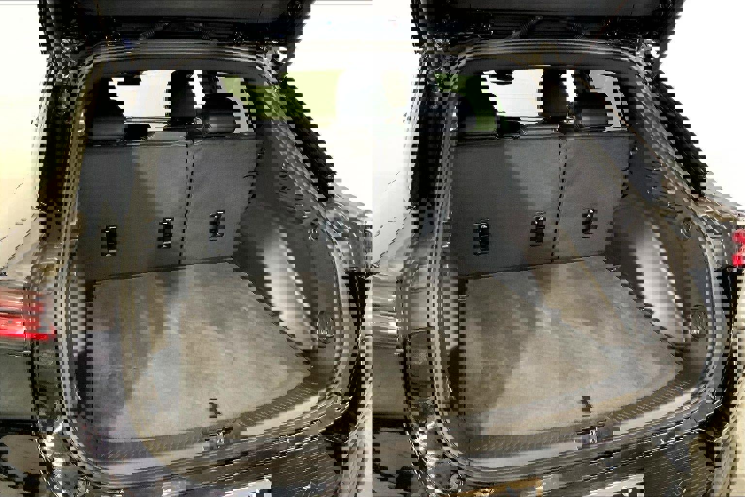 Used 2025 Chevrolet Equinox EV LT image 4