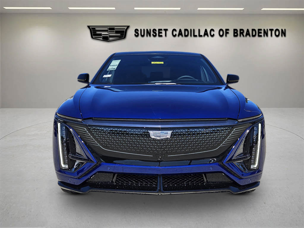 New 2026 Cadillac Lyriq V image 2
