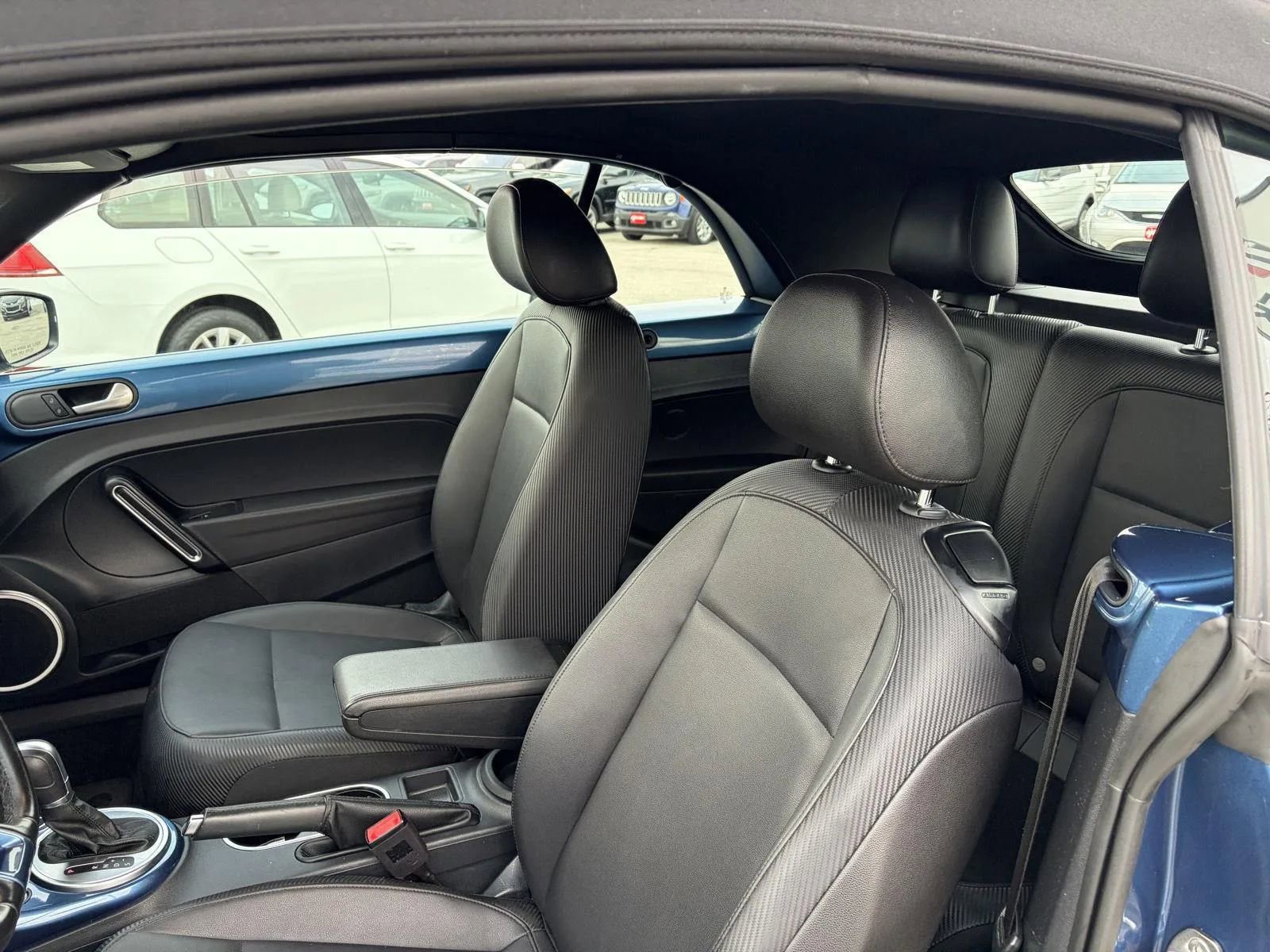 Used 2019 Volkswagen Beetle 2.0T SE image 10