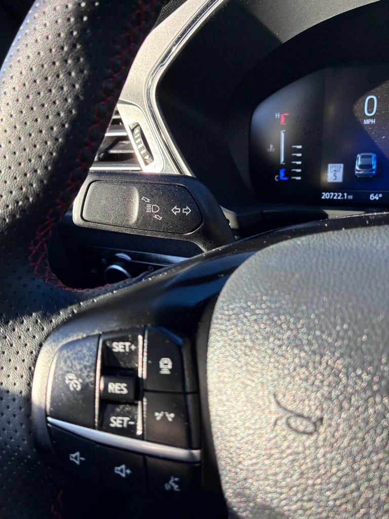 Used 2023 Ford Escape ST-Line w/ Tech Pack #1 AWD/4WD image 26