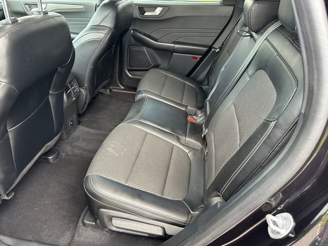 Used 2023 Ford Escape SE image 14