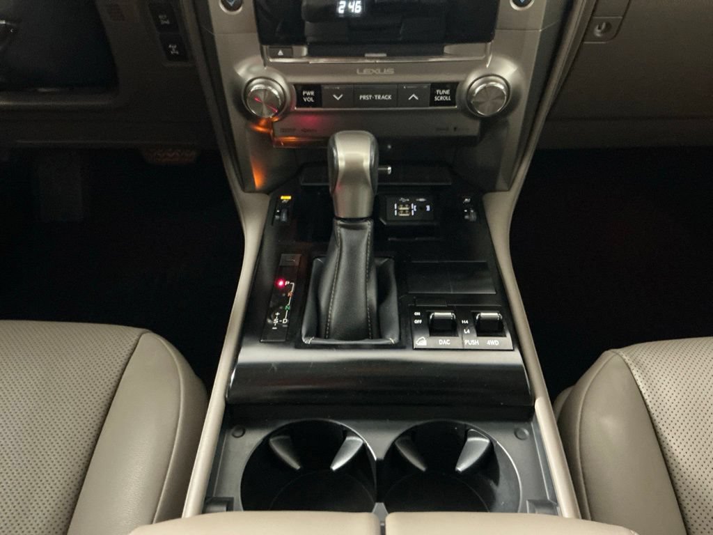Used 2021 Lexus GX 460 Premium w/ Premium Package AWD/4WD image 13