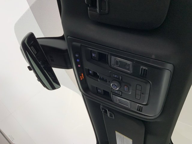 Used 2021 Chevrolet Tahoe High Country image 23