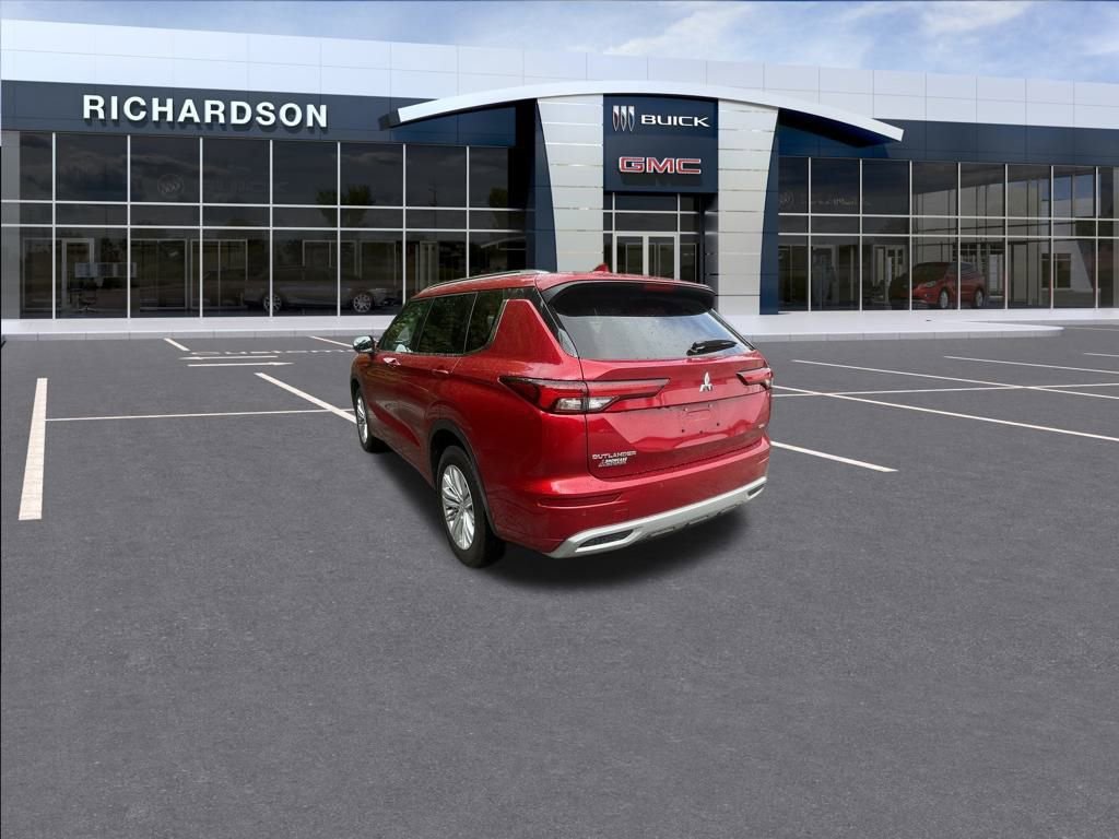 Used 2024 Mitsubishi Outlander SEL image 5