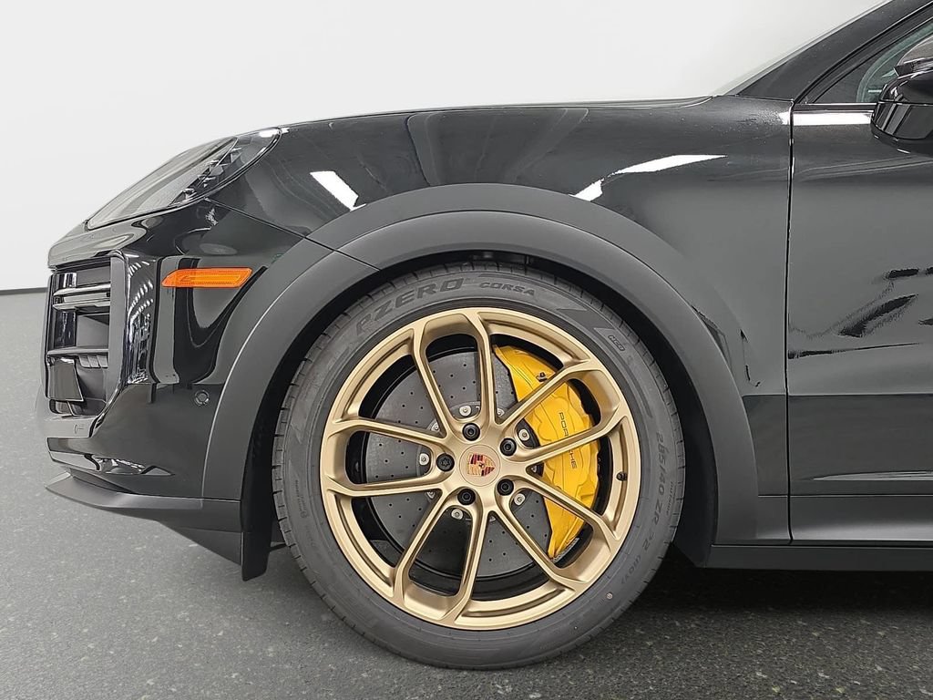 New 2026 Porsche Cayenne Turbo GT AWD/4WD image 10