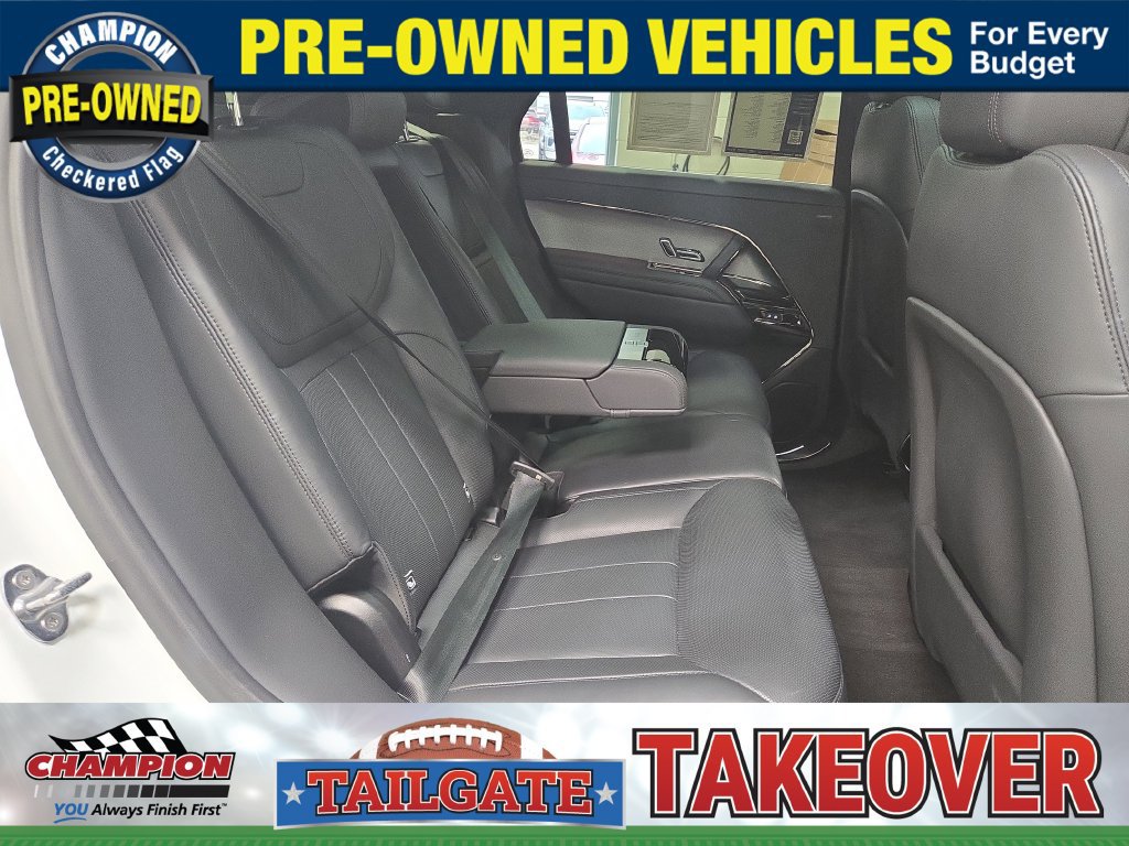 Used 2025 Land Rover Range Rover Sport SE AWD/4WD image 22