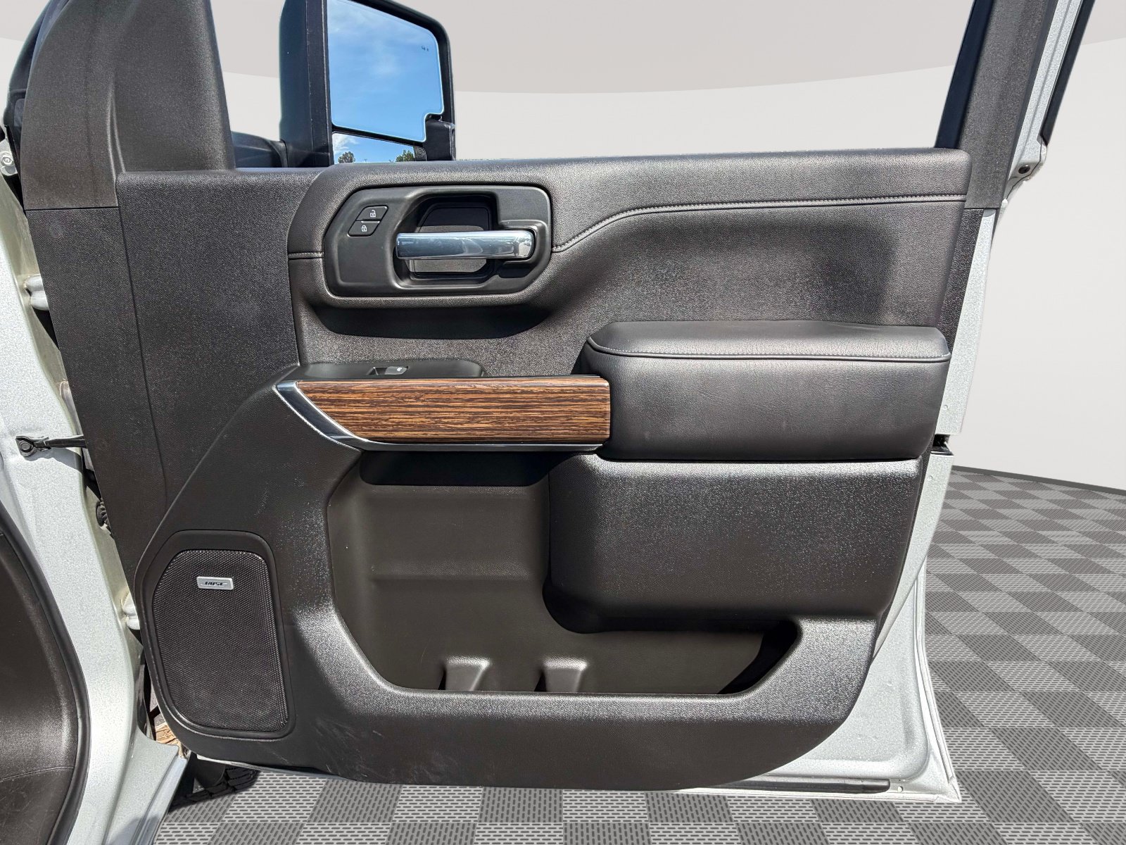 Used 2022 Chevrolet Silverado 3500 High Country w/ Safety Package II AWD/4WD image 30