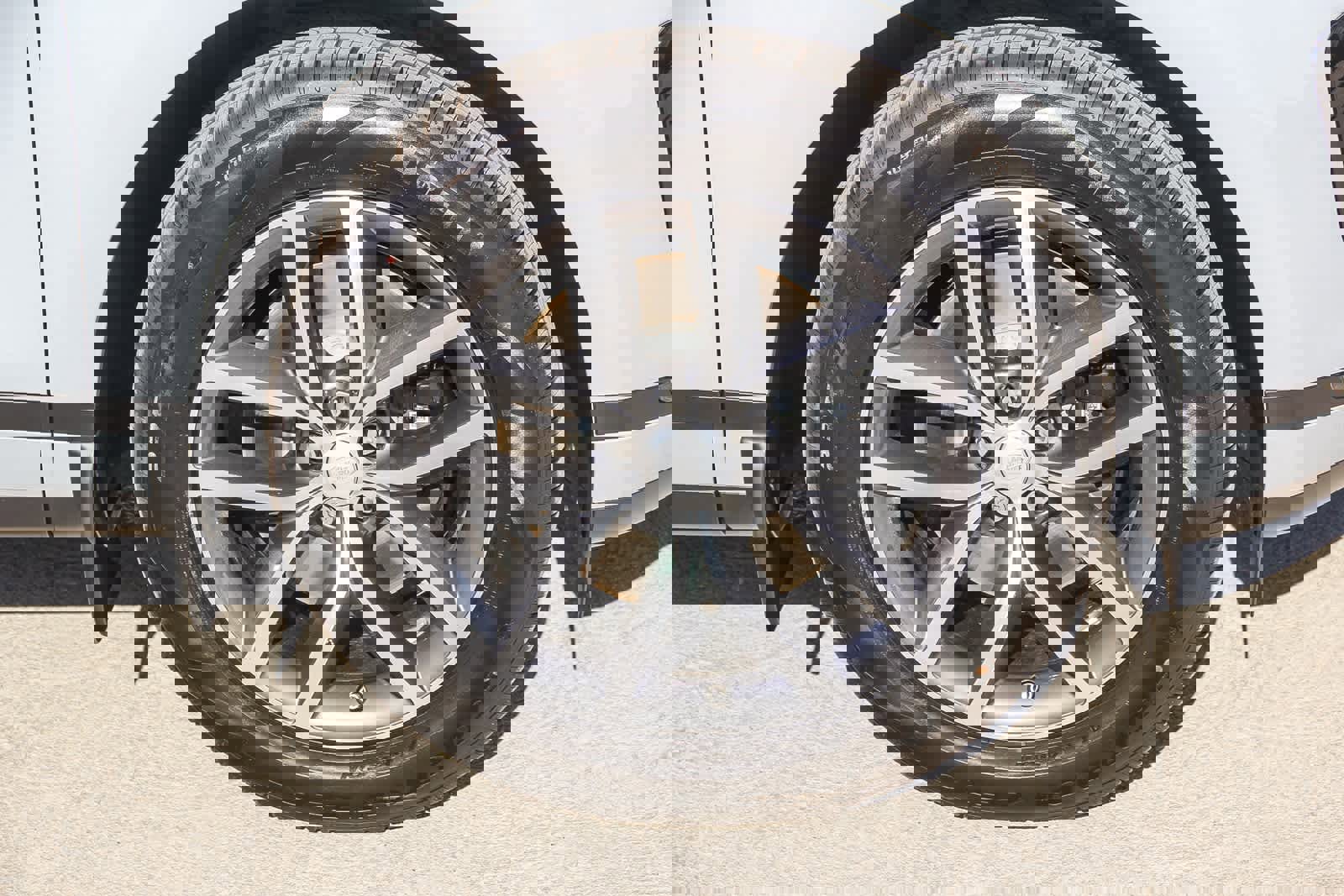 New 2026 Land Rover Range Rover Evoque S image 4