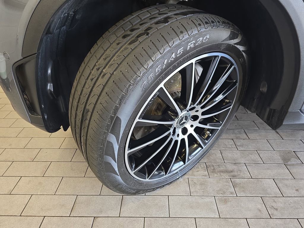 Certified 2022 Mercedes-Benz GLC 300 image 34