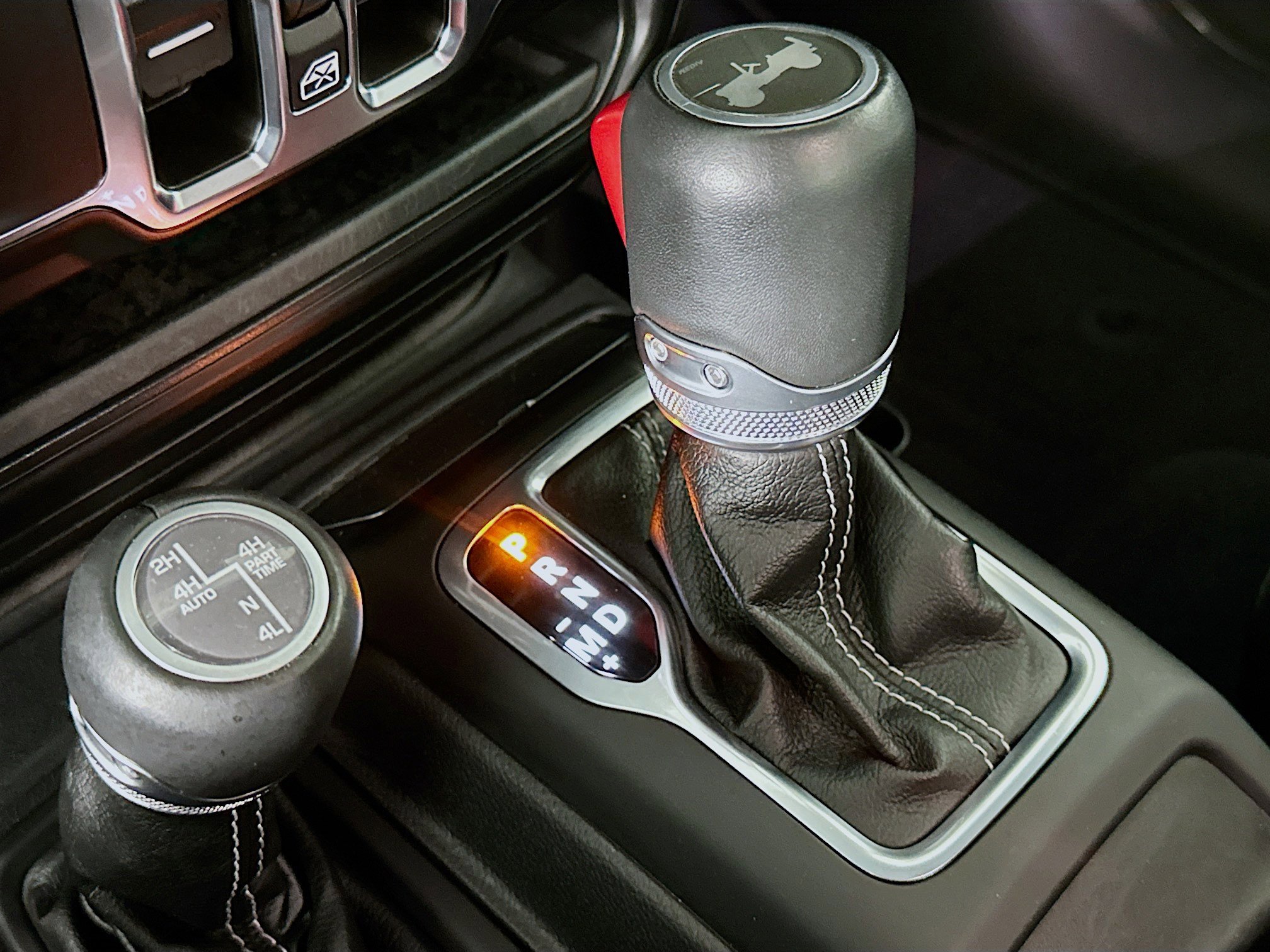 Used 2022 Jeep Wrangler Sahara image 24