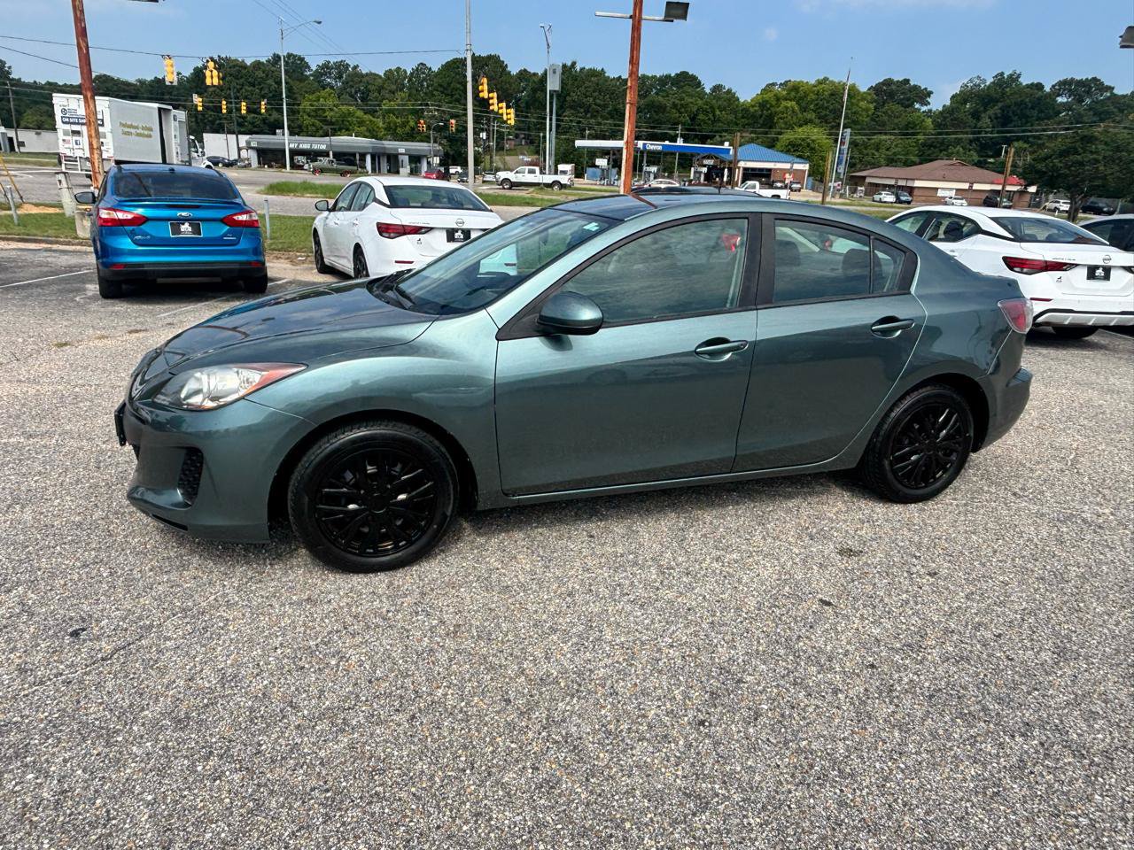 Used 2013 MAZDA MAZDA3 i SV w/ Convenience Pkg FWD image 16