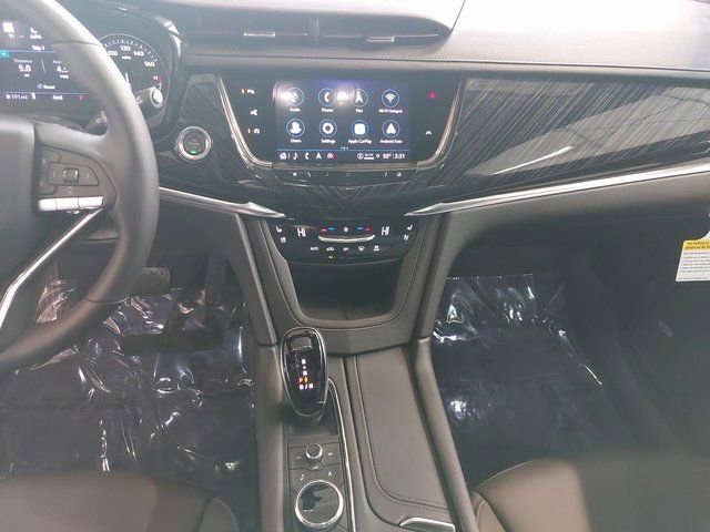 Used 2025 Cadillac XT6 Premium Luxury w/ Technology Package image 24