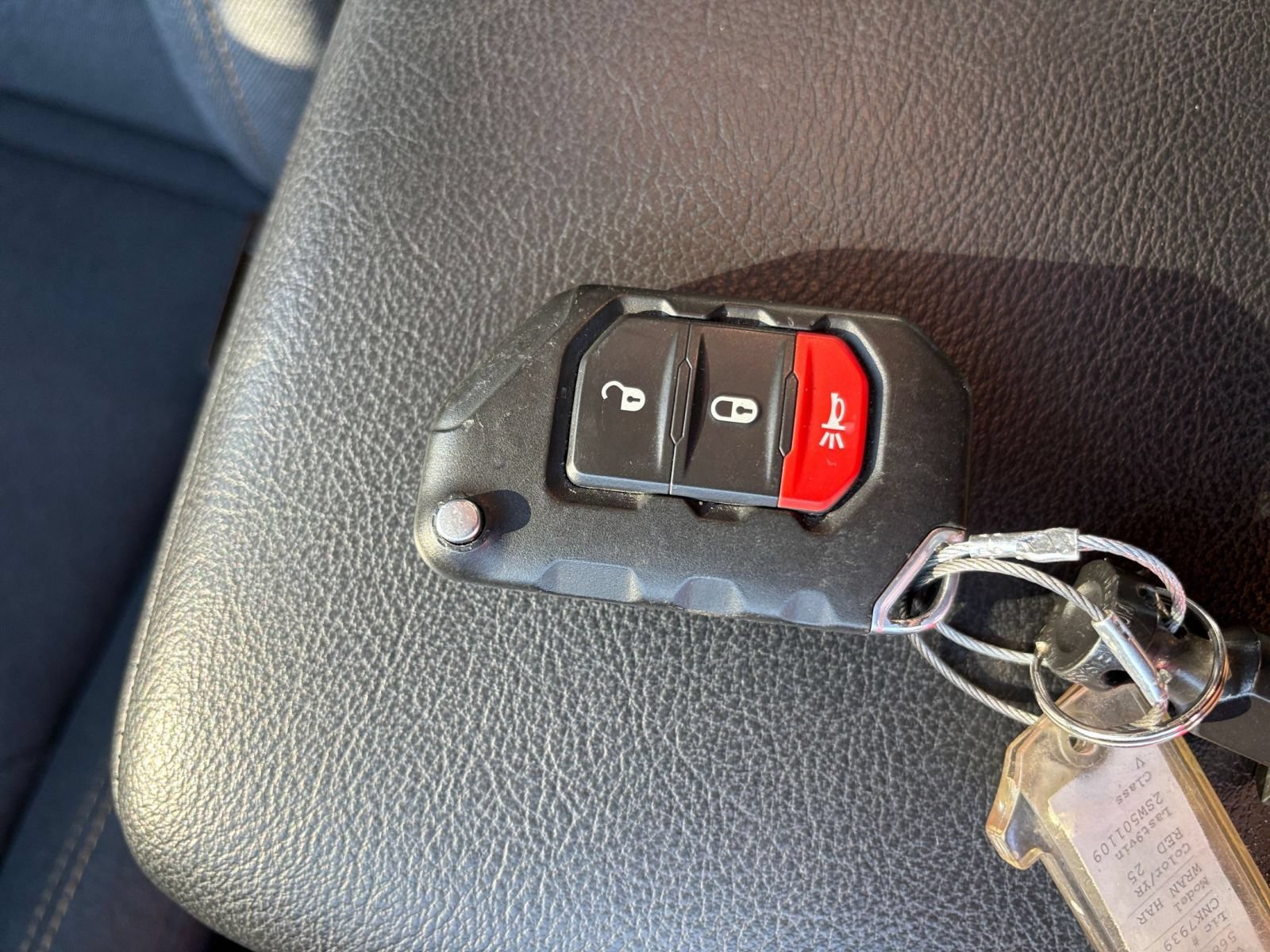 Used 2025 Jeep Wrangler Unlimited Sport AWD/4WD image 17