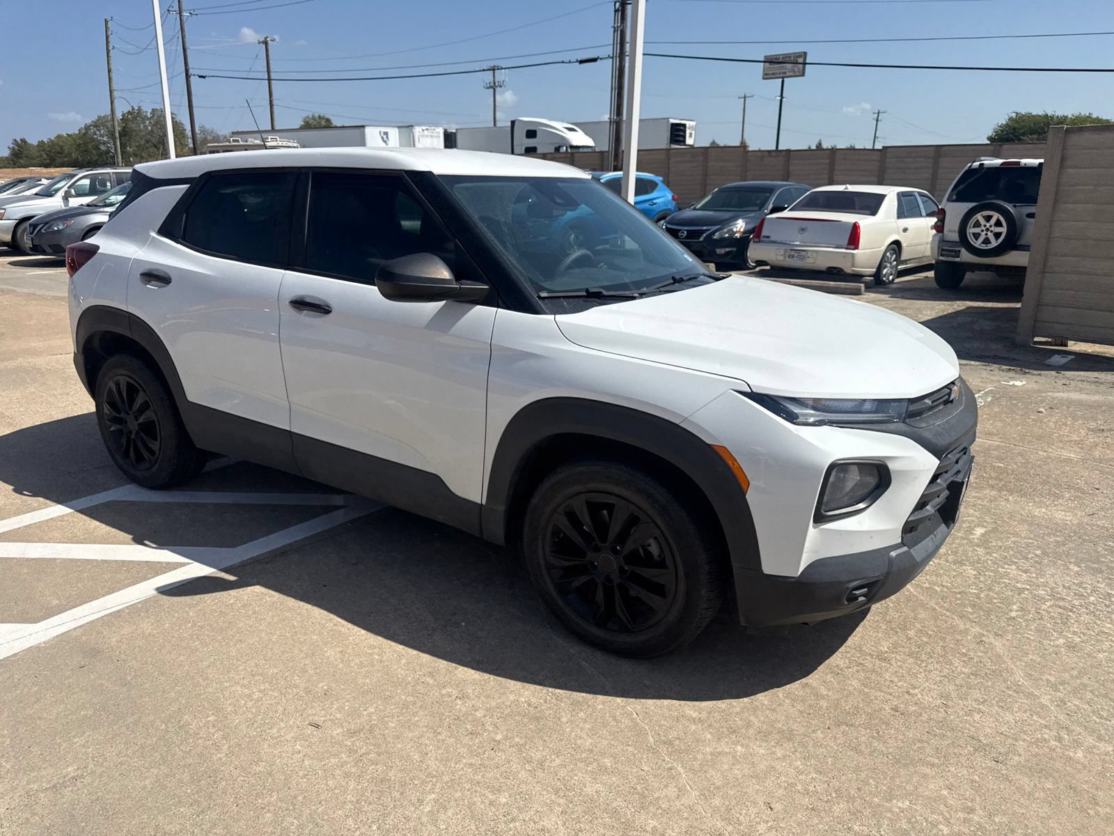 Used 2023 Chevrolet TrailBlazer LS FWD image 17