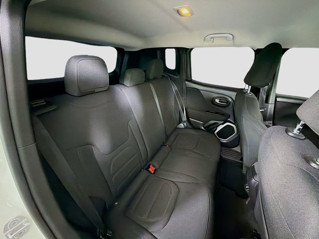 Used 2019 Jeep Renegade Latitude image 26