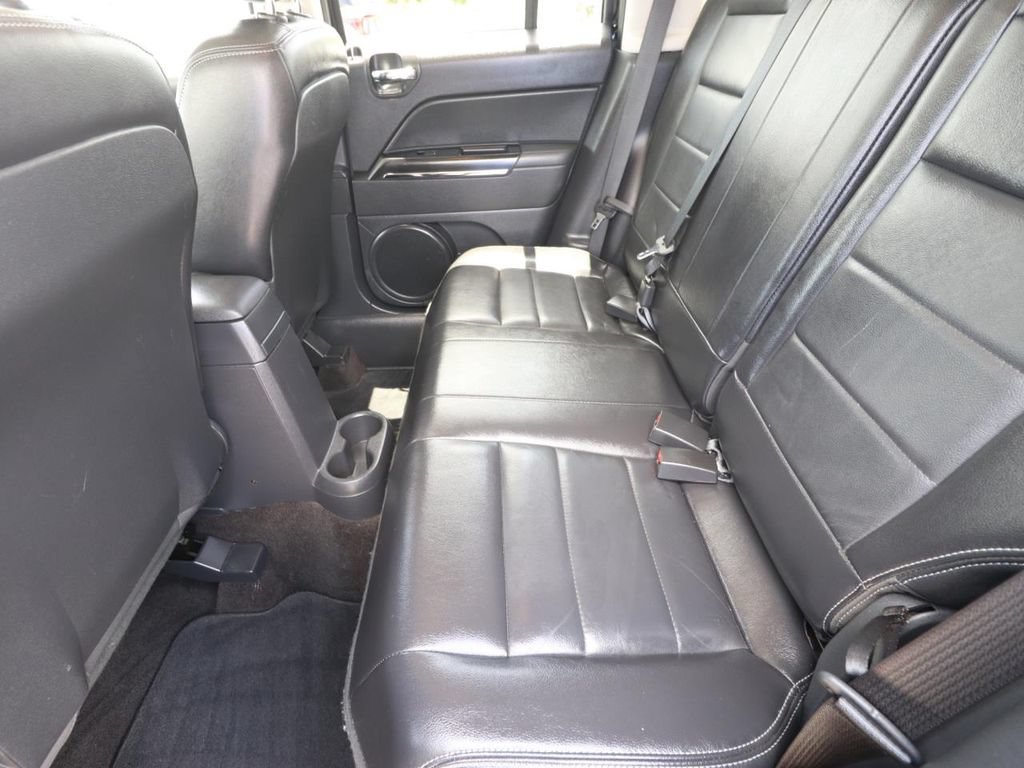 Used 2014 Jeep Patriot Limited AWD/4WD image 6