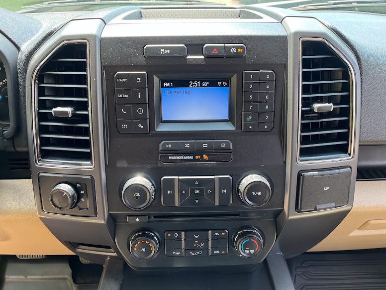 Used 2018 Ford F150 XLT w/ Equipment Group 301A Mid AWD/4WD image 17