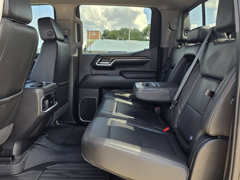 Used 2024 GMC Sierra 1500 SLT w/ SLT Premium Plus Package AWD/4WD image 26