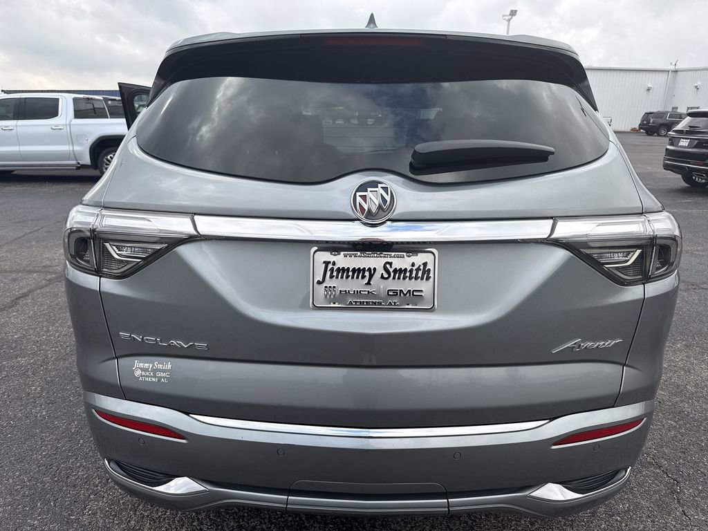 Certified 2023 Buick Enclave Avenir w/ Avenir Technology Package image 33
