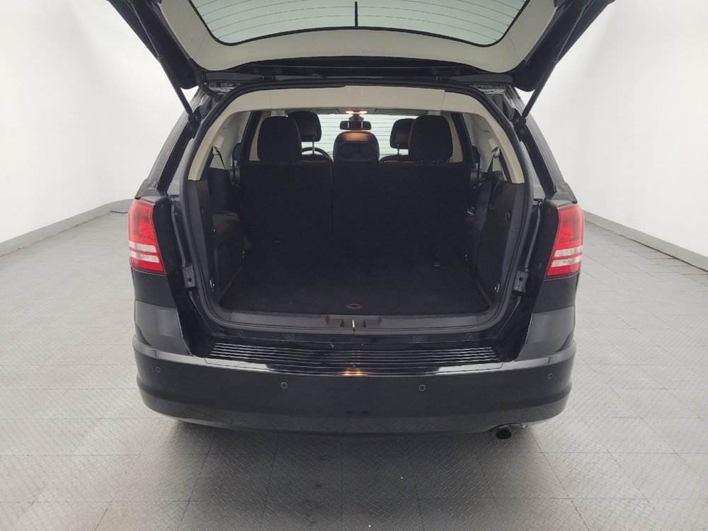 Used 2020 Dodge Journey SE FWD image 29