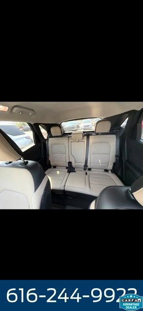 Used 2021 Ford Escape Titanium AWD/4WD image 7