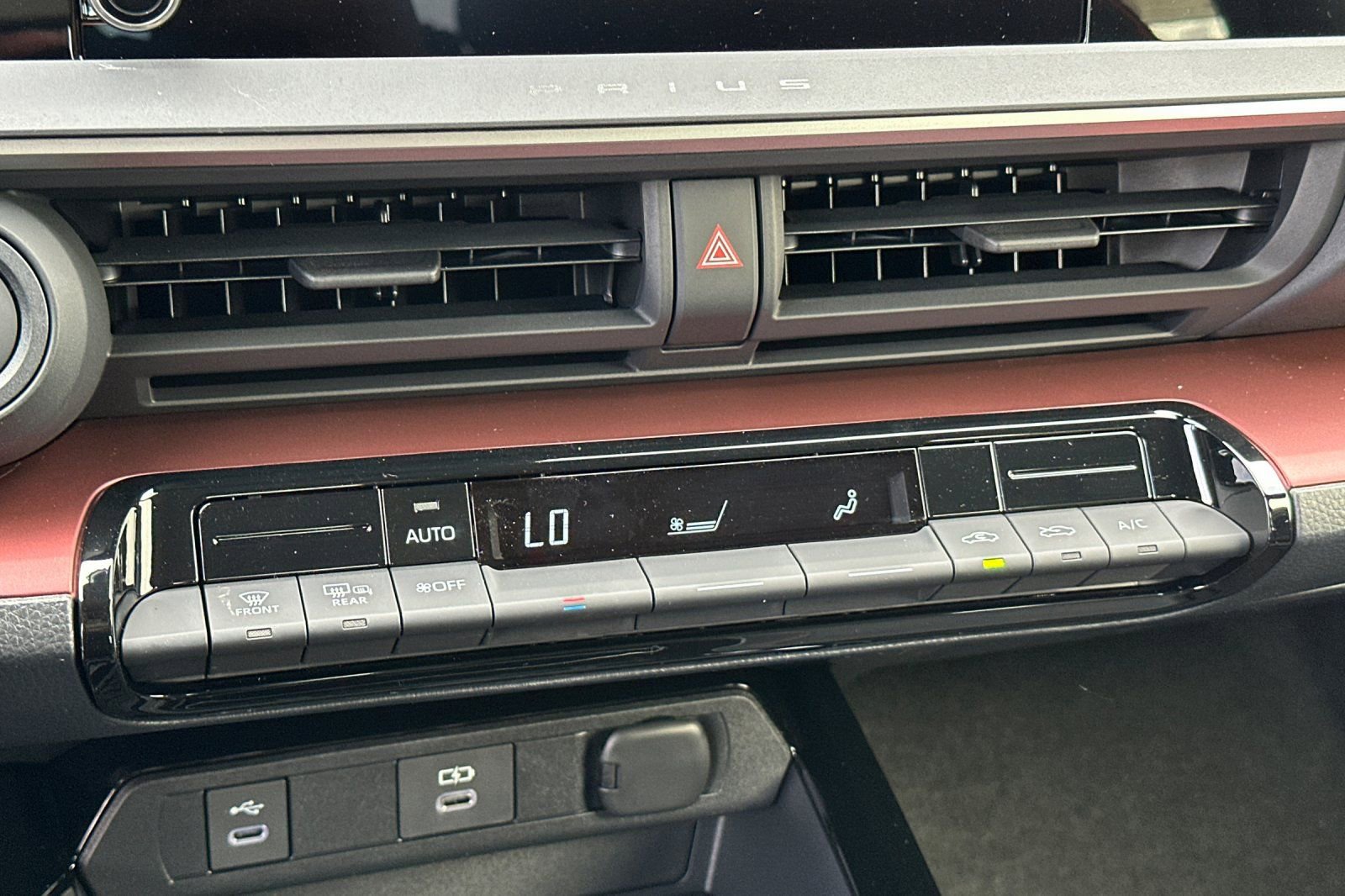 New 2026 Toyota Prius Plug-In Hybrid image 21