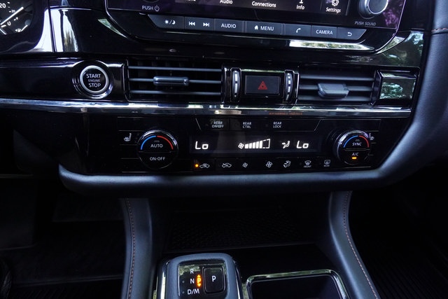 Used 2024 Nissan Pathfinder Rock Creek AWD/4WD image 16