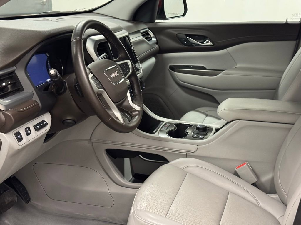 Certified 2023 GMC Acadia SLT w/ Technology Package image 16