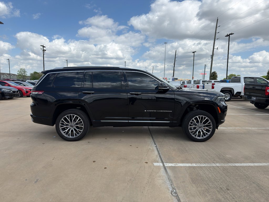 Used 2021 Jeep Grand Cherokee L Summit image 4