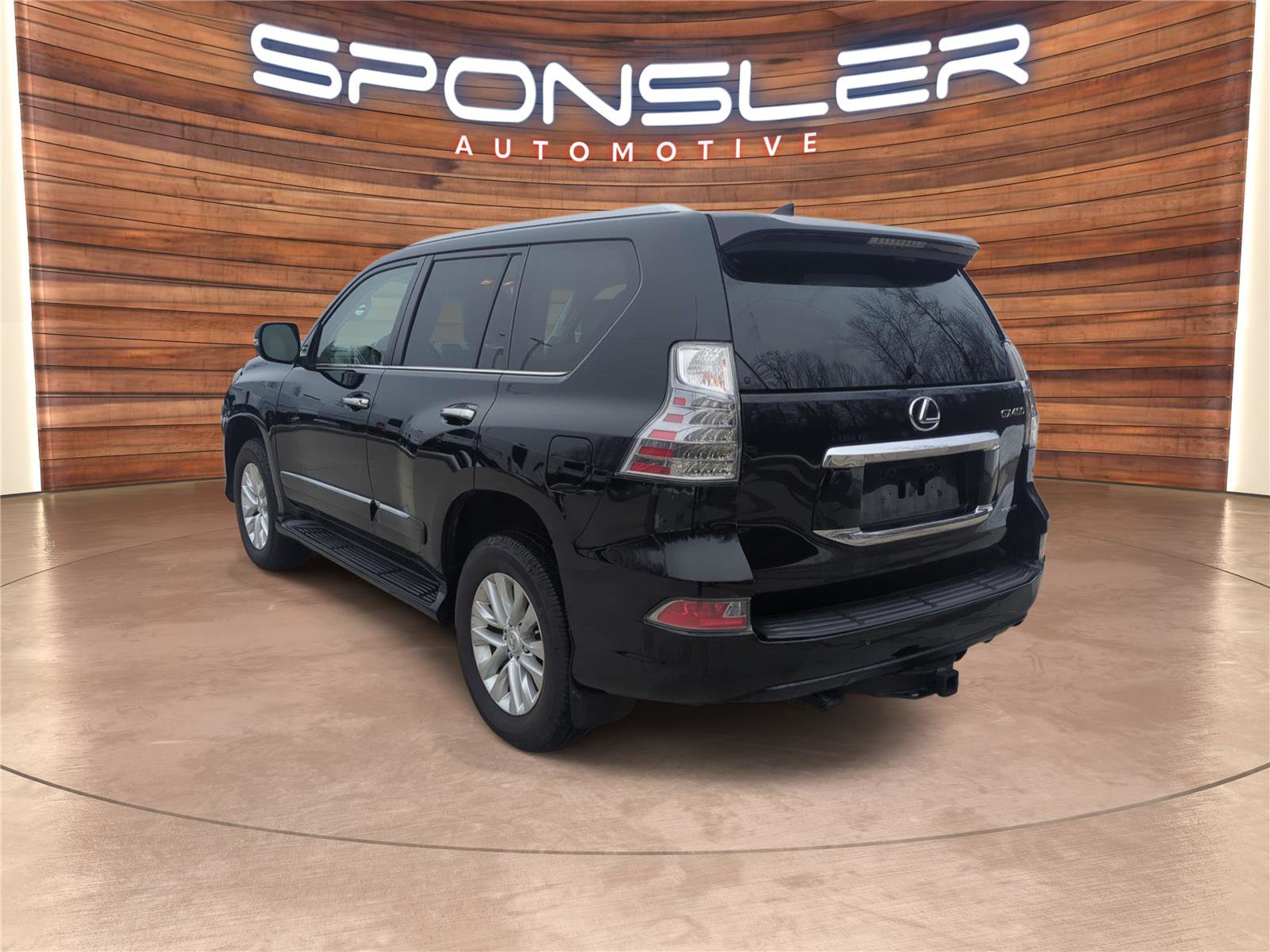 Used 2019 Lexus GX 460 Premium w/ Premium Package image 2