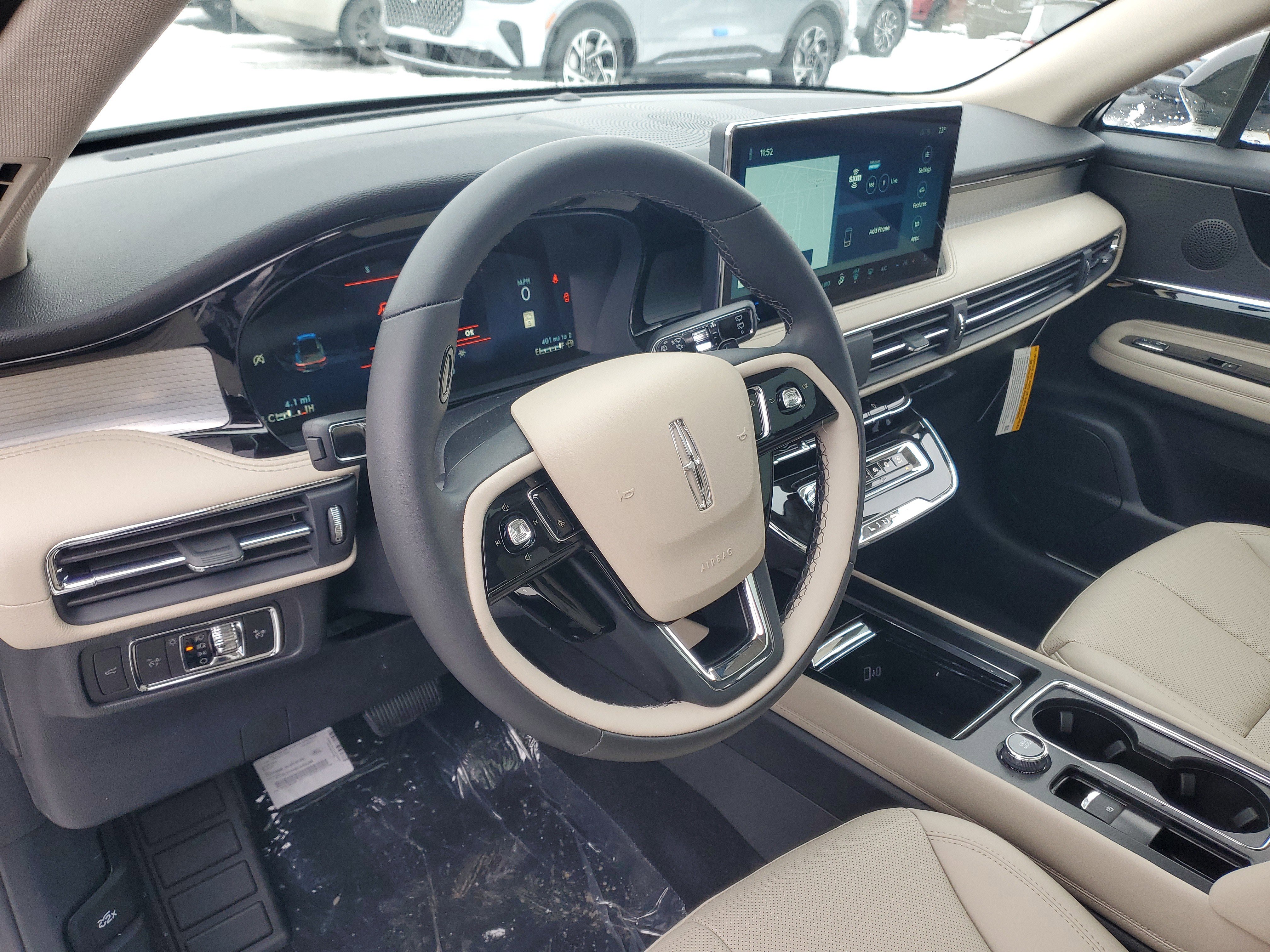 New 2026 Lincoln Corsair Premiere AWD/4WD image 13