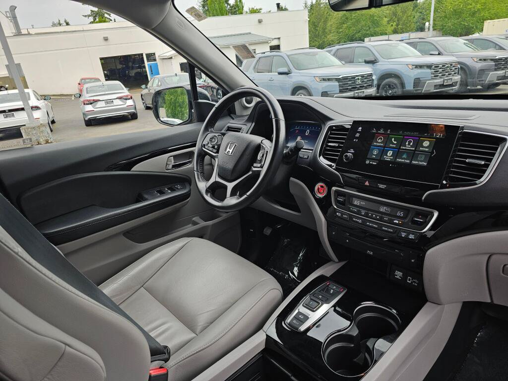 Used 2019 Honda Pilot Touring image 10