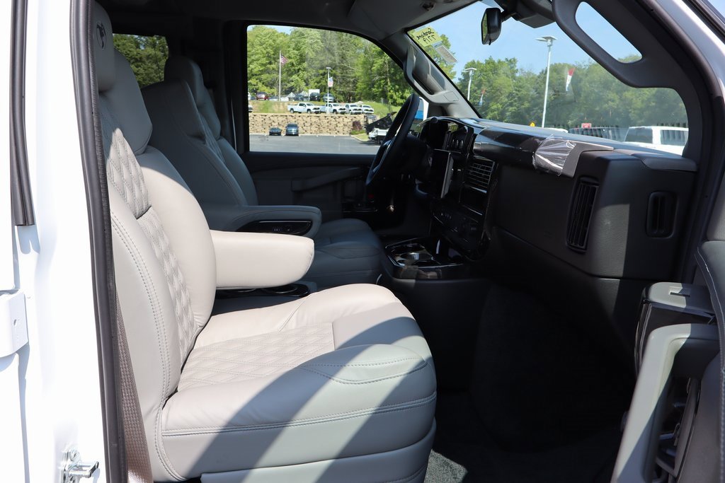 New 2025 Chevrolet Express 2500 Extended w/ Driver Convenience Package image 24