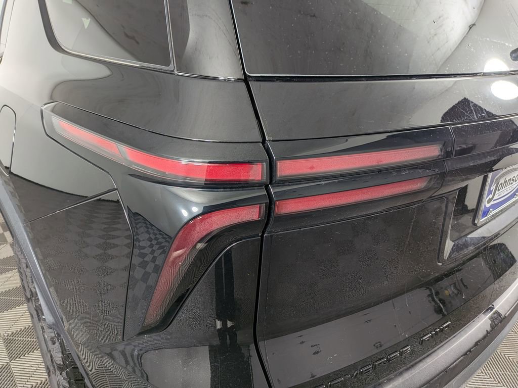 New 2026 Chevrolet Traverse Z71 w/ Driver Confidence Package image 12