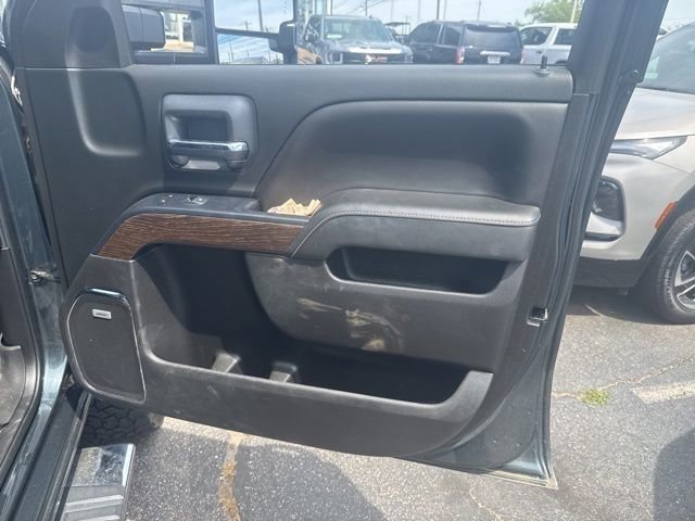Used 2018 GMC Sierra 2500 Denali w/ Duramax Plus Package AWD/4WD image 24