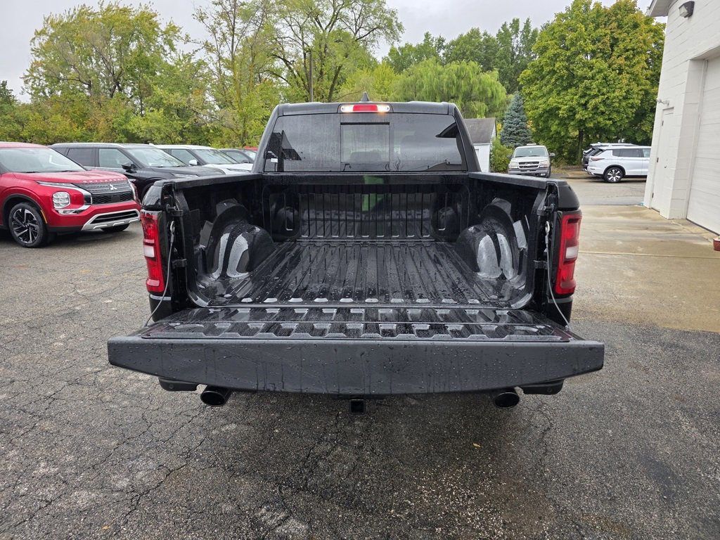 New 2026 RAM 1500 4x4 Crew Cab image 36