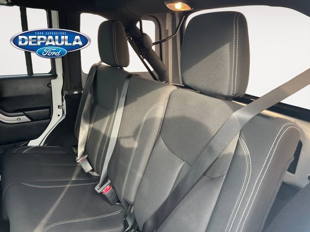 Used 2018 Jeep Wrangler Unlimited Sahara image 17