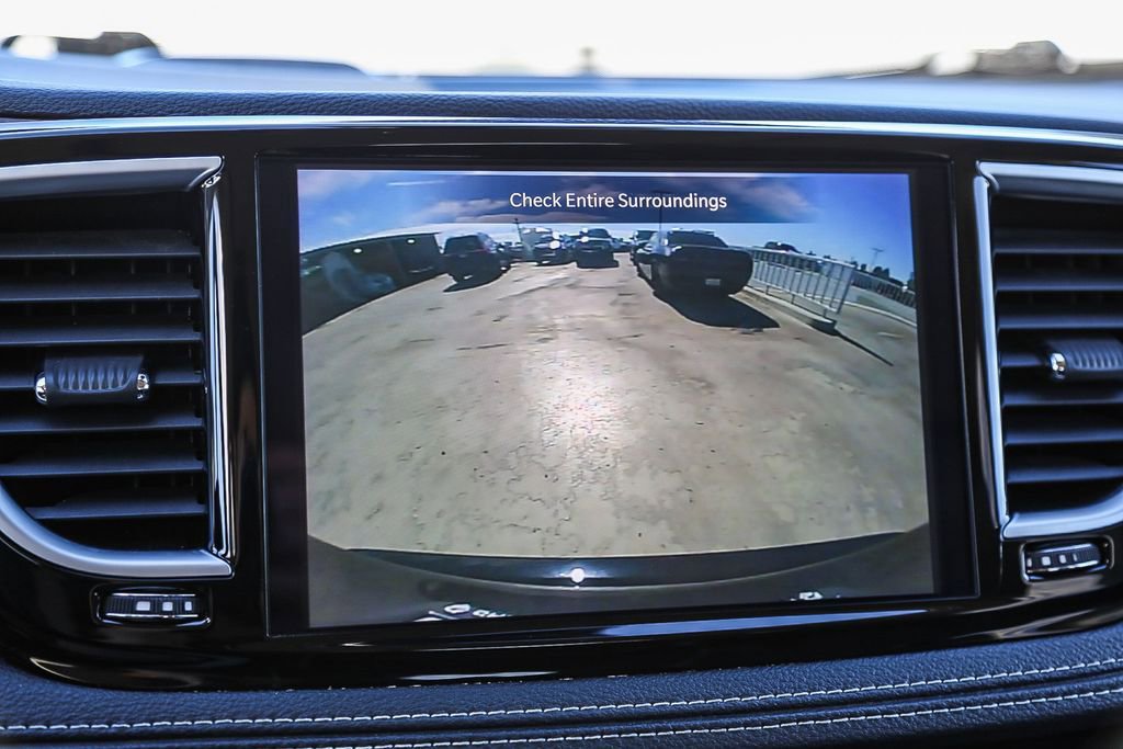 Used 2023 Chrysler Pacifica Limited image 25