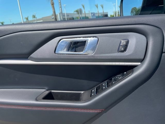 New 2026 Ford Explorer ST-Line AWD/4WD image 18