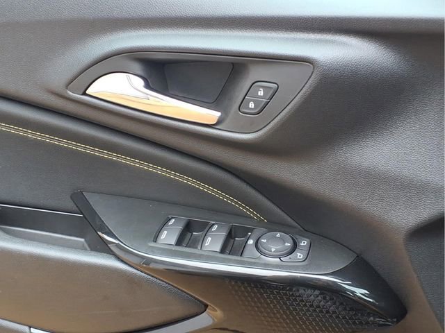 Used 2026 Chevrolet Trax LT FWD image 17